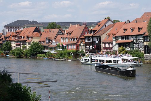 fachwerkhauser-1609327__340