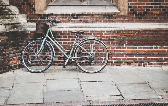 bicycle-1838416__340