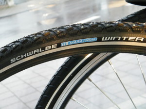 marathon-winter-schwalbe-2-300×225 Schwalbe Winter Spike Fahrradreifen