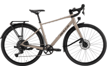 Sand Farbenes Gravel Bike mit Straßenaustattung und Shimano Schaltung