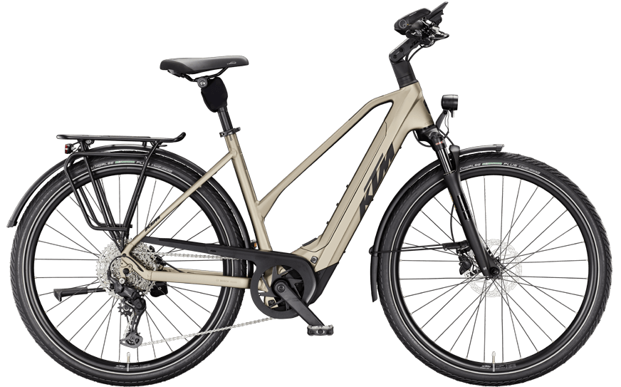 Straßenausgestattes Trekking Ebike von KTM mit Bosch Motor und 800Wh Akku